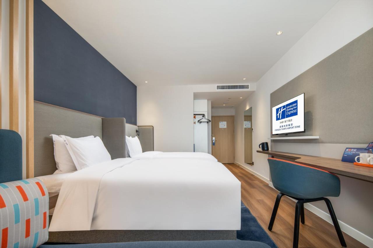 Holiday Inn Express Chengdu Tianfu Airport Zone By Ihg Jianyang  Exterior photo